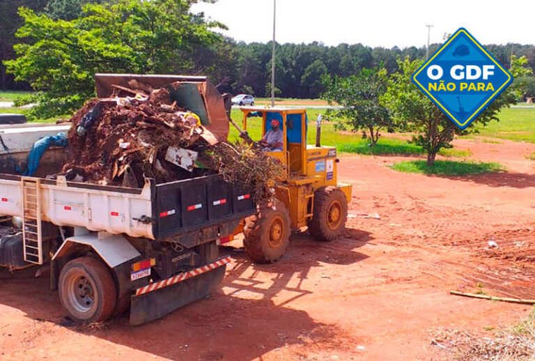 70 toneladas de entulho são recolhidas no Paranoá