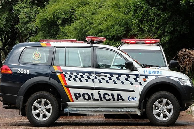 Policiais militares salvam bebê engasgado no Jardim Mangueiral