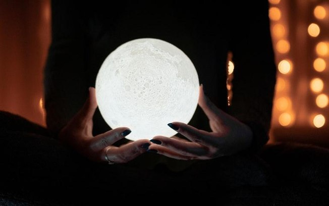 Ritual da Lua Cheia: abundância e transformação financeira