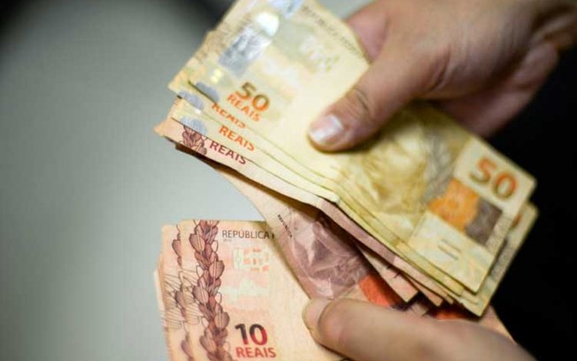 Salário Mínimo: publicado em MP, valor de R$ 1.100 passa a valer nesta sexta