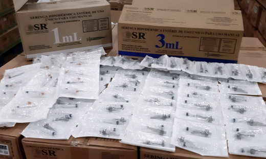 Governador Carlesse determina a compra de mais 1,6 milhão de seringas para vacina da Covid